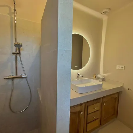 Serenite ヴィラ *